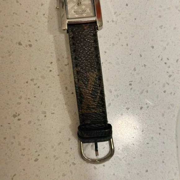 AUTHENTIC Vintage Louis Vuitton watch - Picture 4 of 6